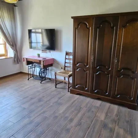West Troya Farmház Nagyszőlős